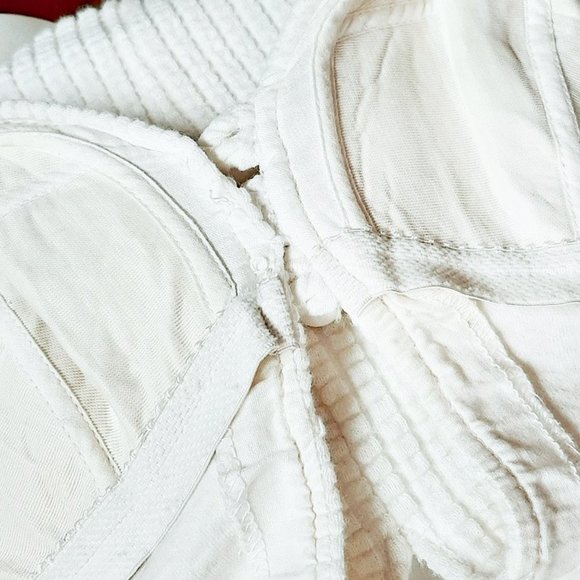 1970s Vintage White Knit One Piece Swimsuit With Deep Plunging Open Front Unworn - Picture 10 of 12